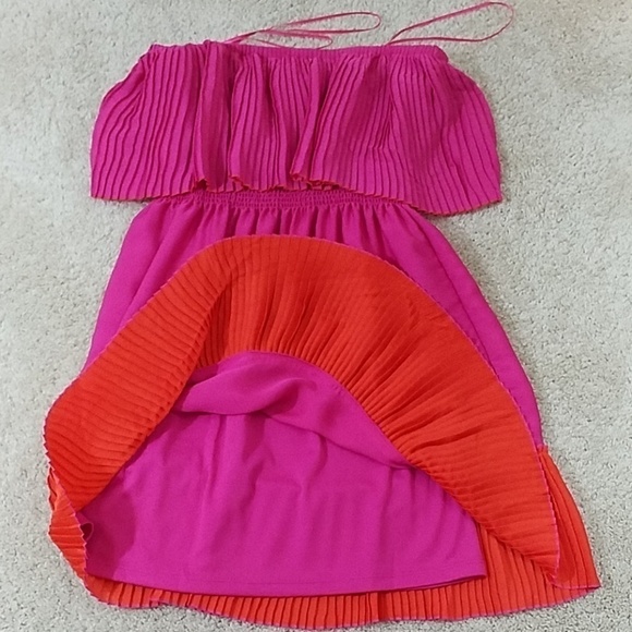 Max and Cleo~Size XS~Berry Pleated Dress NWT - Picture 9 of 11